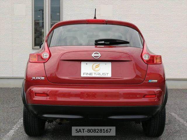 Nissan JUKE 2013-07 8130854-17