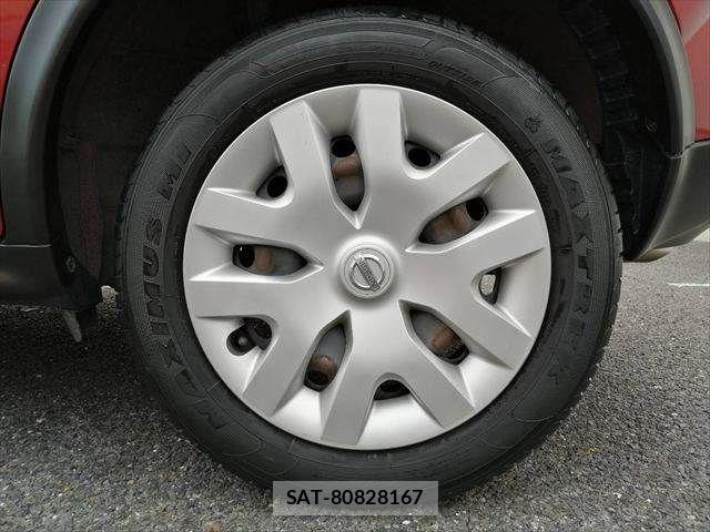 Nissan JUKE 2013-07 8130854-27