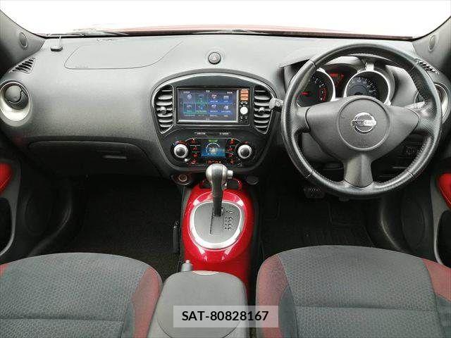 Nissan JUKE 2013-07 8130854-2