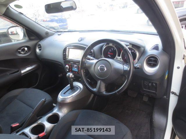 Nissan JUKE 2011-09 8208110-1