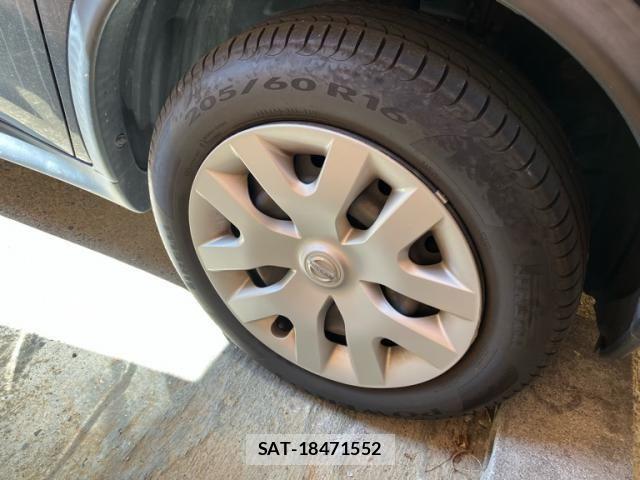 Nissan JUKE 2013-09 8230496-9