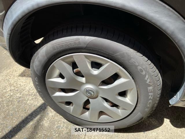 Nissan JUKE 2013-09 8230496-11