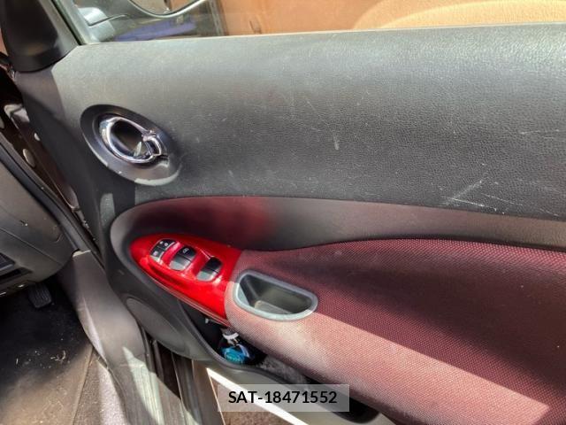 Nissan JUKE 2013-09 8230496-14