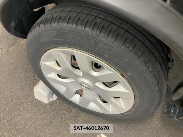 Nissan JUKE 2014-02 8230499-6