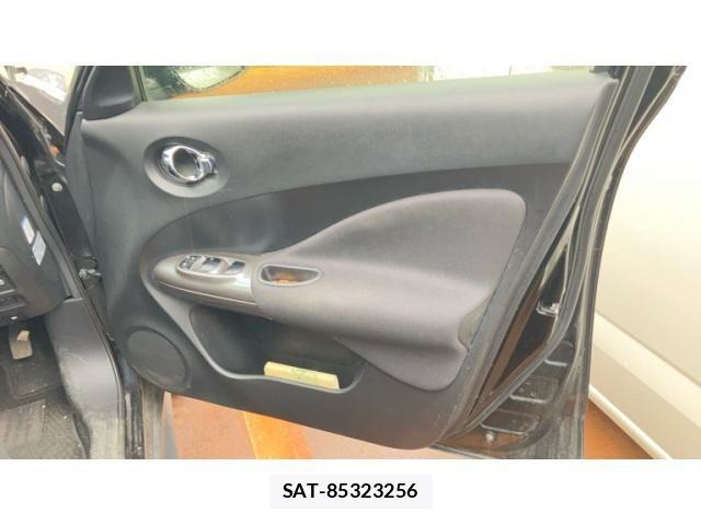 Nissan JUKE 2013-09 8230498-12