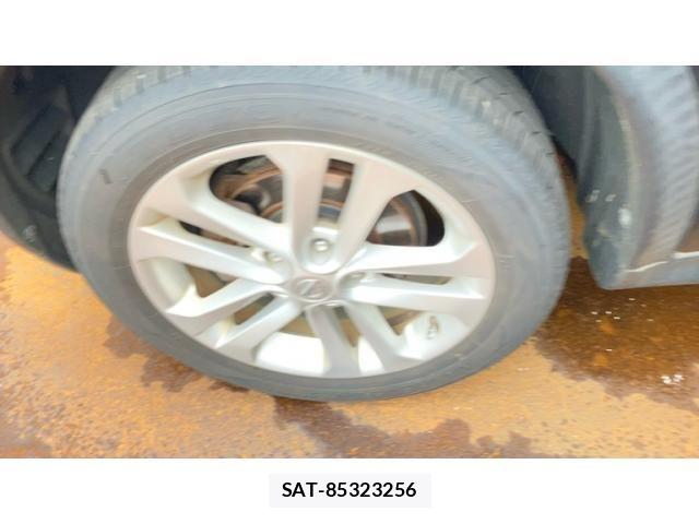 Nissan JUKE 2013-09 8230498-6