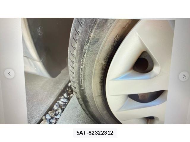 Nissan JUKE 2015-08 8230495-9