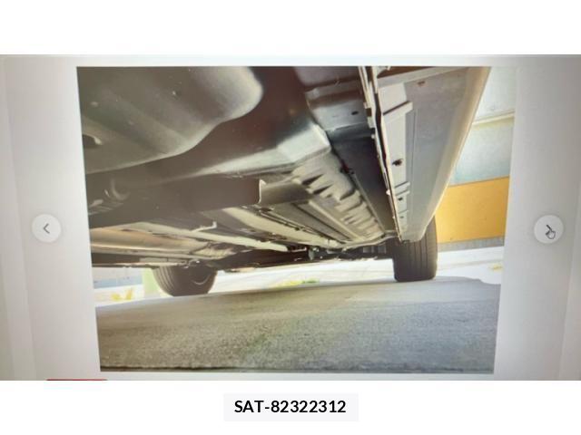 Nissan JUKE 2015-08 8230495-18