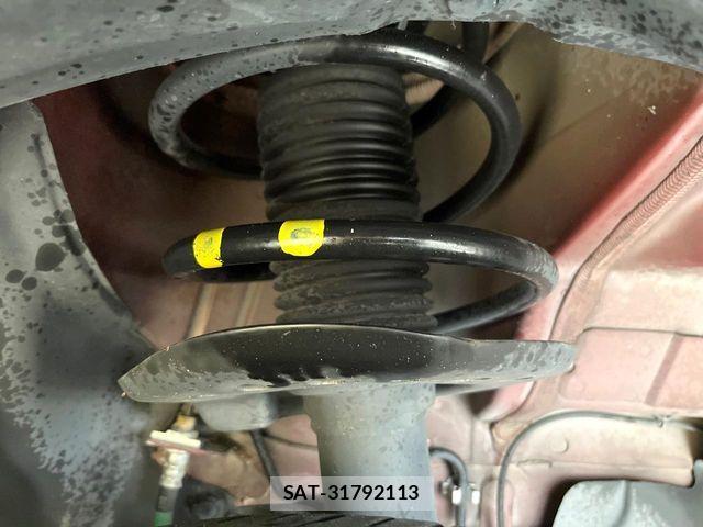 Nissan JUKE 2016-12 8245566-19