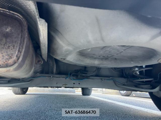 Nissan JUKE 2015-10 8245568-9