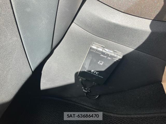 Nissan JUKE 2015-10 8245568-21