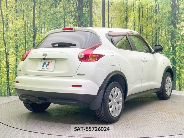 Nissan JUKE 2010-08 8245567-16