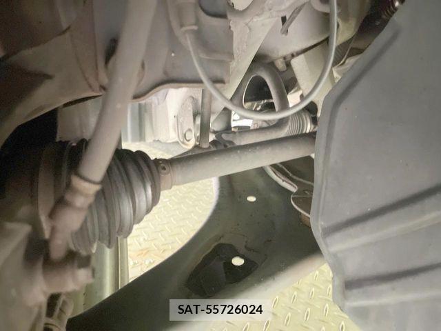Nissan JUKE 2010-08 8245567-19