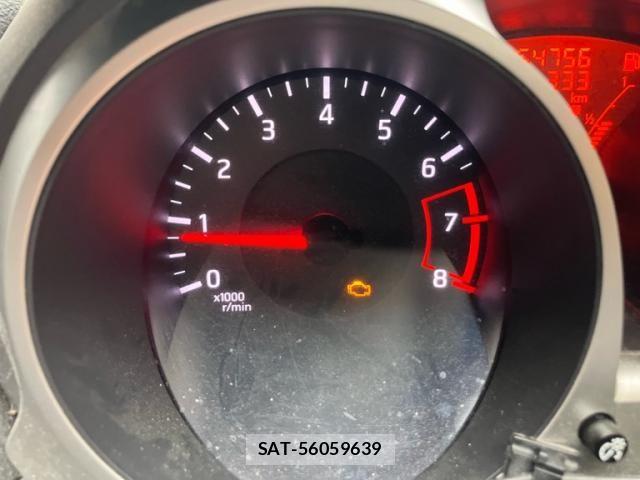 Nissan JUKE 2012-07 8245569-16