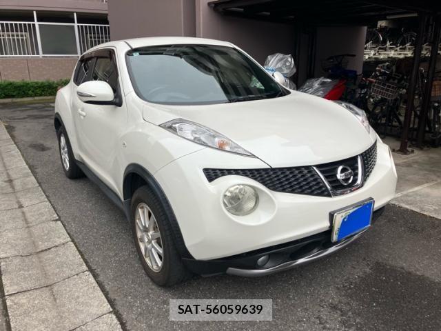 Nissan JUKE 2012-07 8245569-1