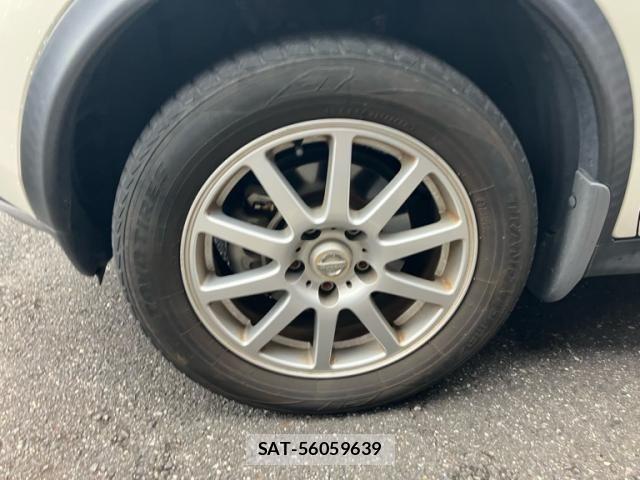 Nissan JUKE 2012-07 8245569-7