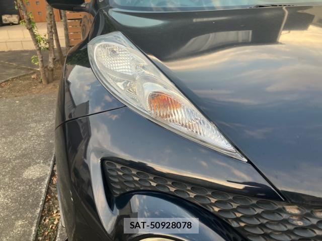 Nissan JUKE 2011-01 8315005-2