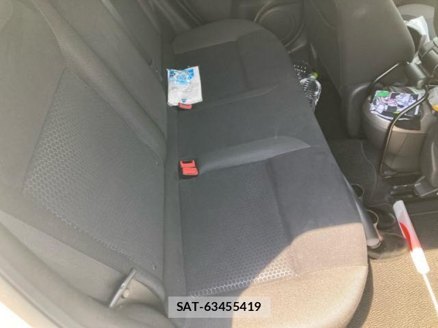 Nissan JUKE 2015-06 8314998-15