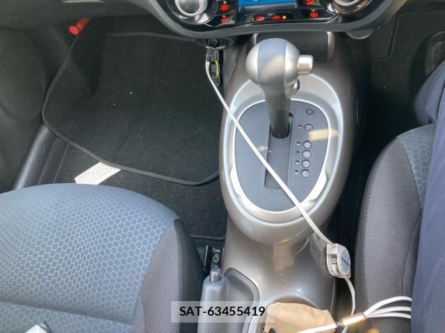 Nissan JUKE 2015-06 8314998-23