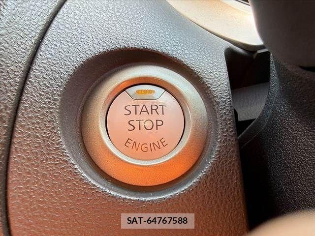 Nissan JUKE 2016-04 8314999-25