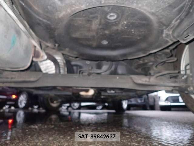Nissan JUKE 2013-06 8315000-25