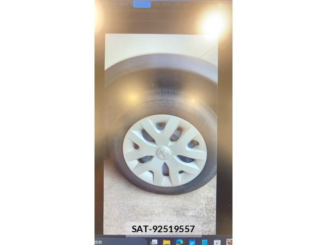 Nissan JUKE 2012-02 8336389-1
