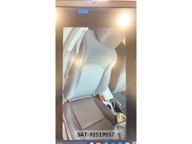 Nissan JUKE 2012-02 8336389-4