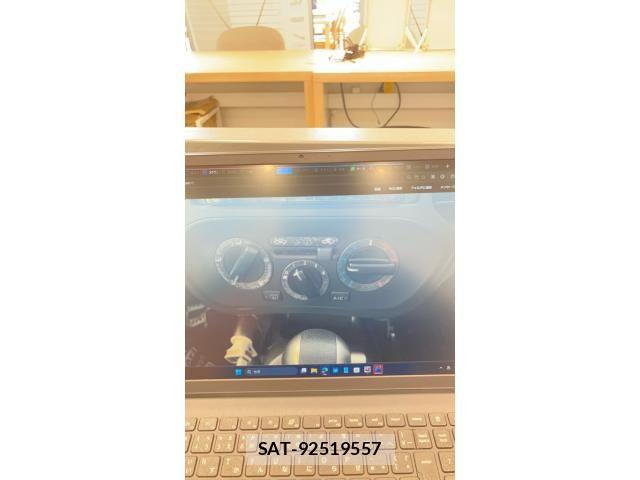 Nissan JUKE 2012-02 8336389-6