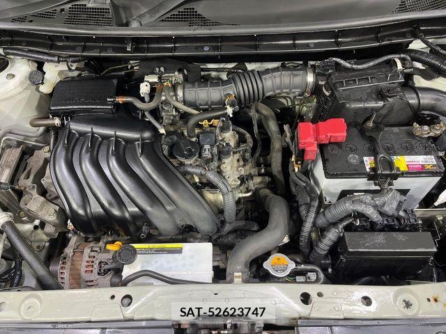 Nissan JUKE 2010-08 8336385-17