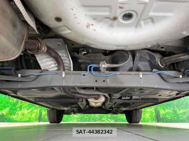 Nissan JUKE 2012-01 8336387-18