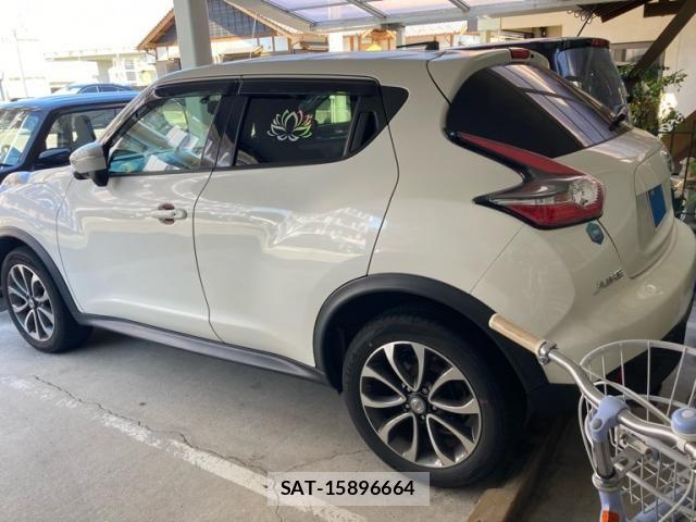 Nissan JUKE 2015-08 8366520-5