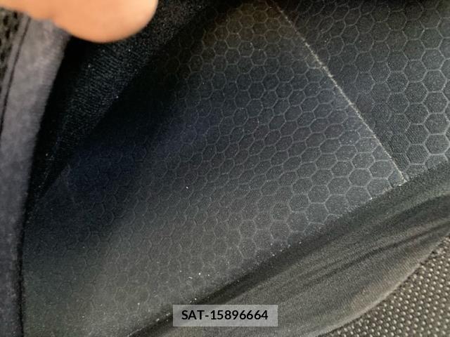 Nissan JUKE 2015-08 8366520-8