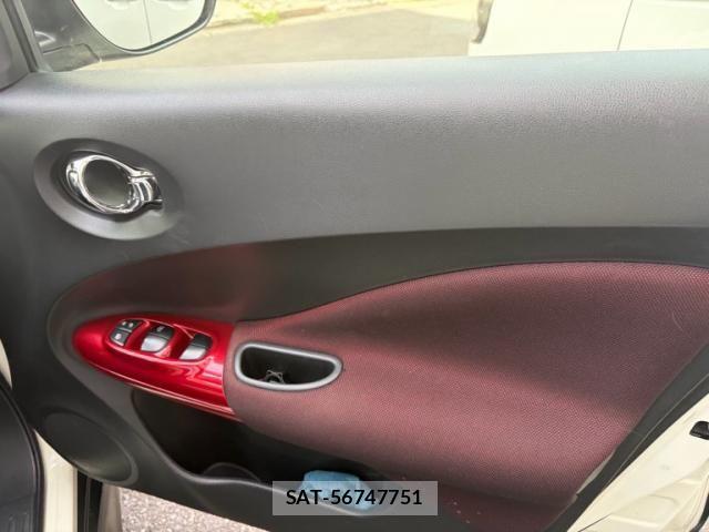 Nissan JUKE 2011-04 8366521-13