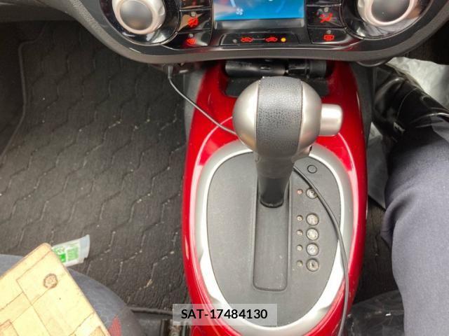 Nissan JUKE 2011-11 8366523-20