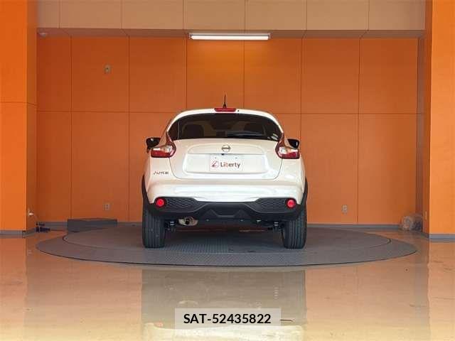 Nissan JUKE 2018-08 8366517-9