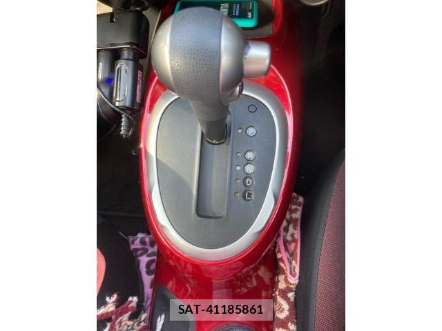 Nissan JUKE 2012-03 8366525-20