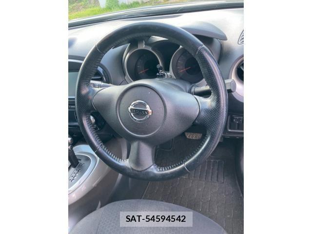 Nissan JUKE 2013-06 8366524-23