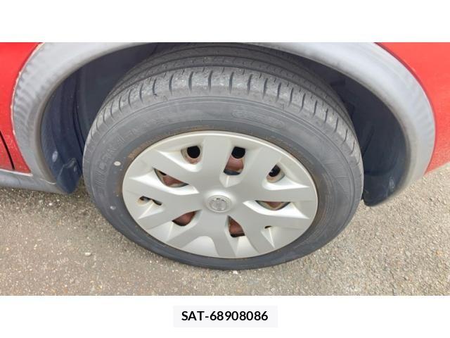 Nissan JUKE 2014-02 8371763-9