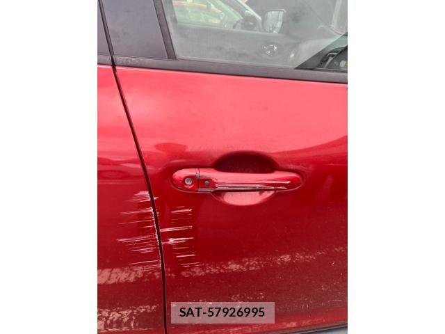 Nissan JUKE 2015-05 8413052-23