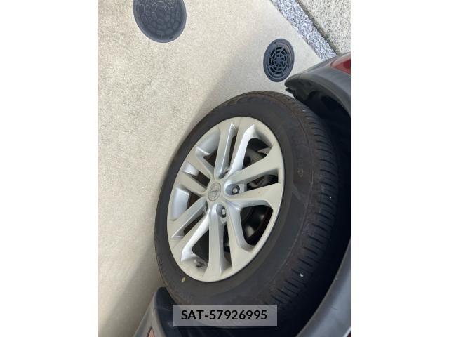Nissan JUKE 2015-05 8413052-3