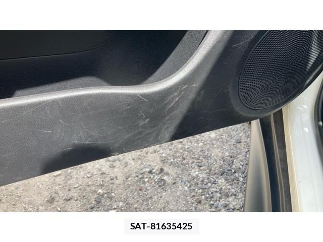 Nissan JUKE 2016-09 8413053-24