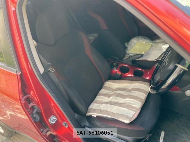 Nissan JUKE 2014-06 8413062-11