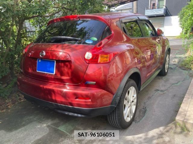 Nissan JUKE 2014-06 8413062-5