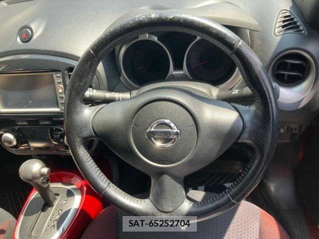 Nissan JUKE 2011-06 8413060-15
