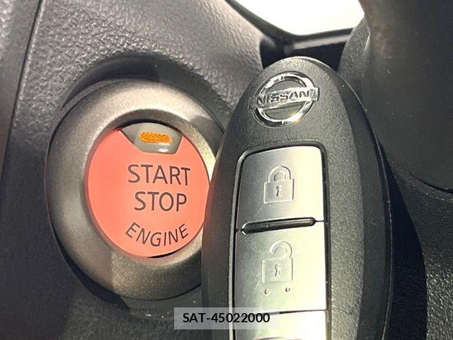 Nissan JUKE 2019-08 8438271-6
