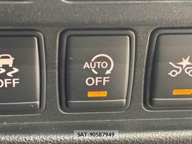 Nissan JUKE 2017-03 8485558-7
