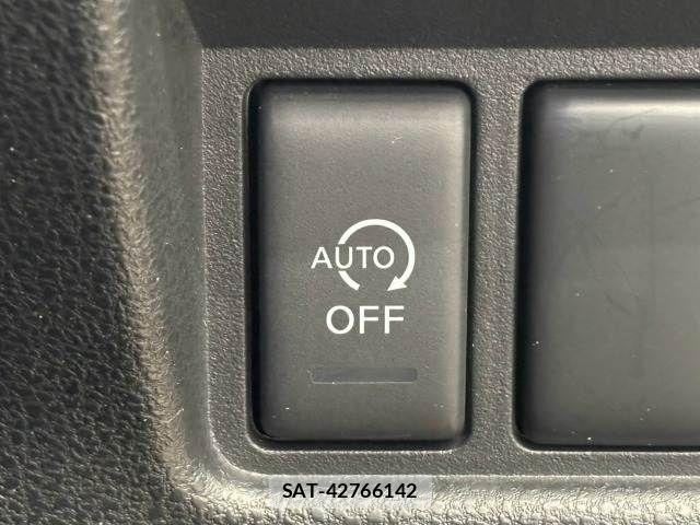 Nissan JUKE 2014-06 8485559-4