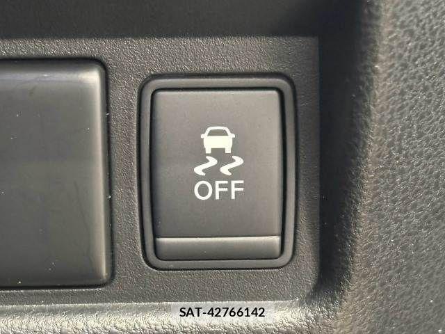 Nissan JUKE 2014-06 8485559-5