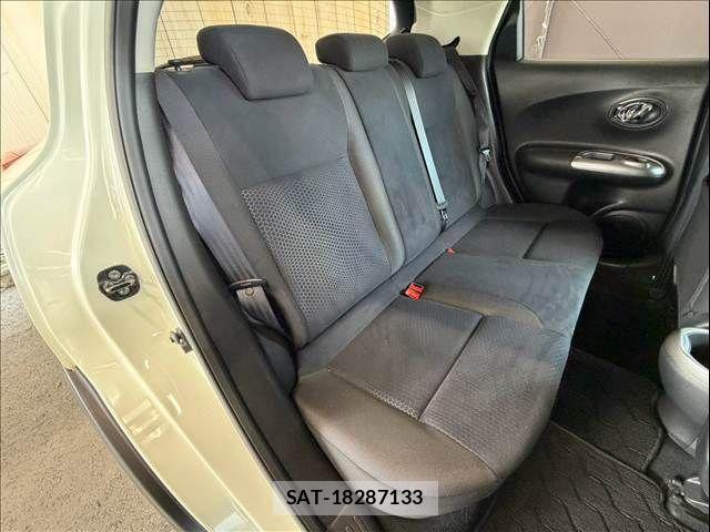 Nissan JUKE 2011-10 8485560-11