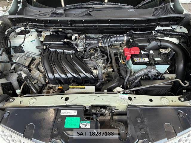 Nissan JUKE 2011-10 8485560-13